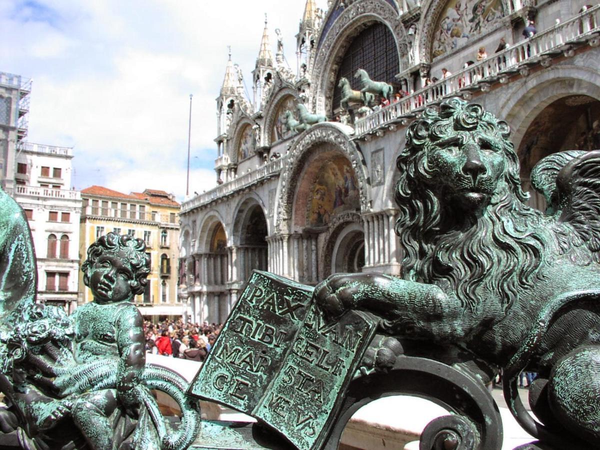 Canal Tron Veneza Exterior foto