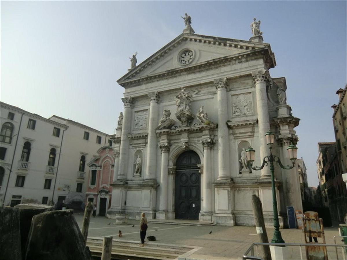 Canal Tron Veneza Exterior foto